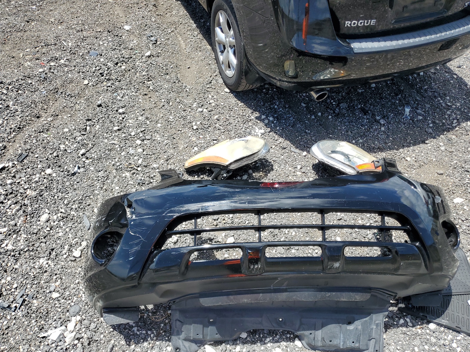 JN8AS5MT9BW173181 2011 Nissan Rogue S