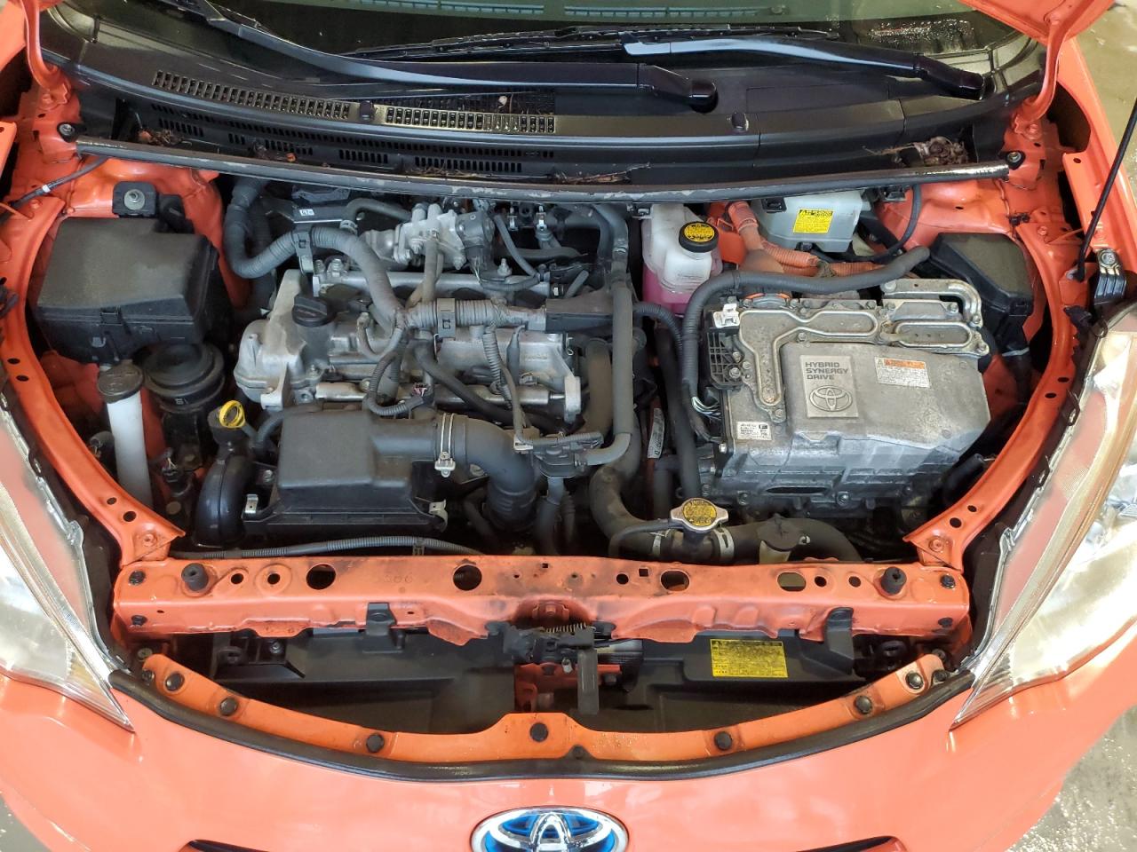 JTDKDTB32E1063205 2014 Toyota Prius C