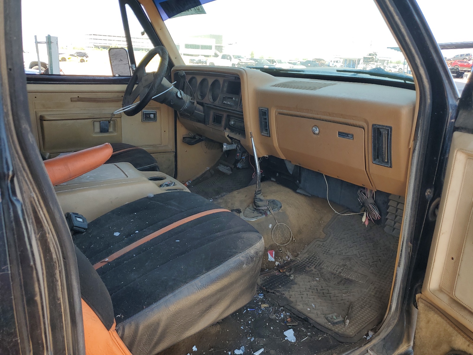 1B4GW12W9FS535617 1985 Dodge Ramcharger Aw-100