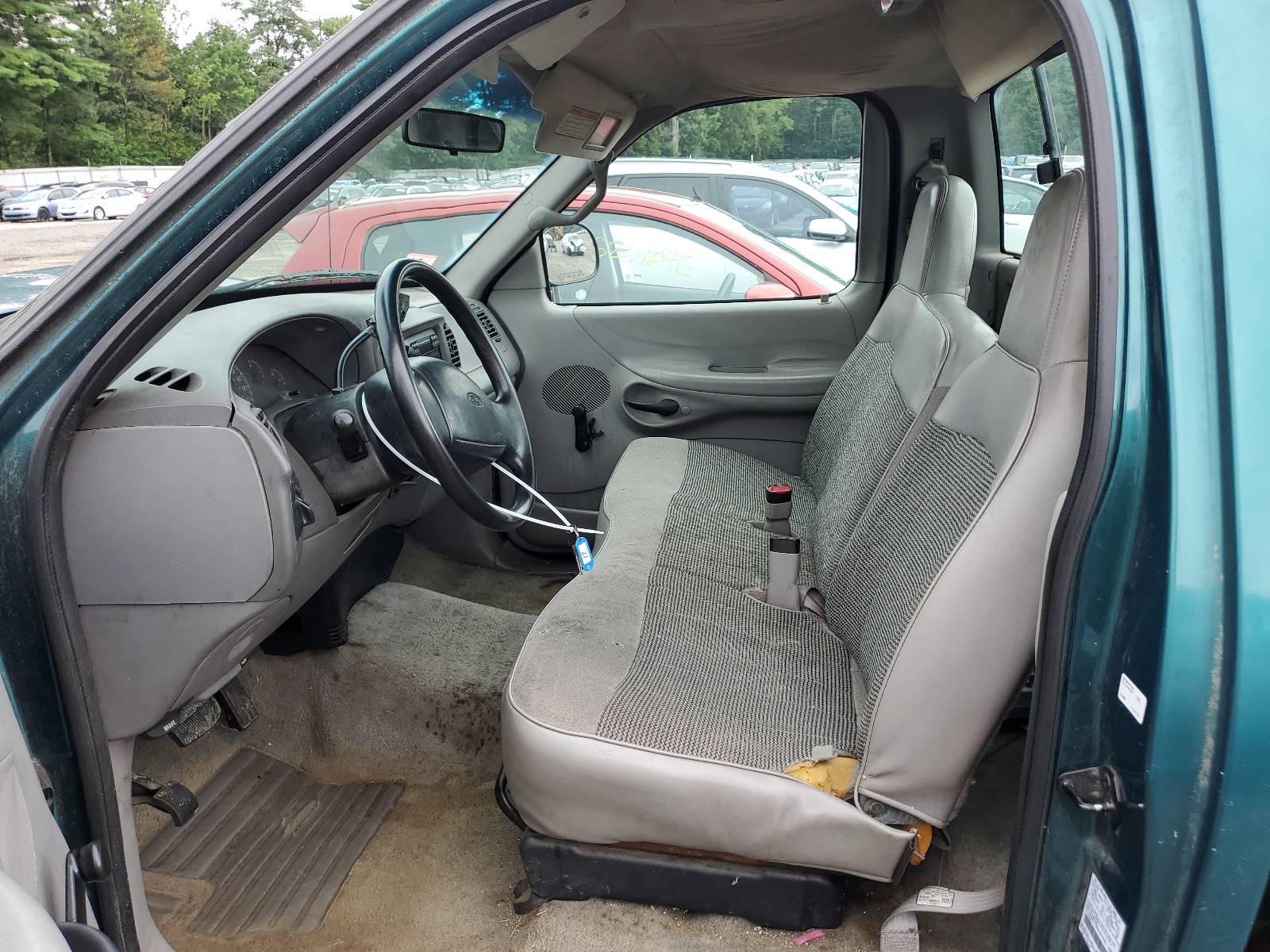 2FTDF1729VCA47122 1997 Ford F150