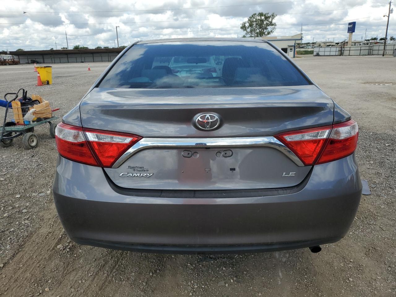 2015 Toyota Camry Le VIN: 4T4BF1FKXFR506704 Lot: 69436394