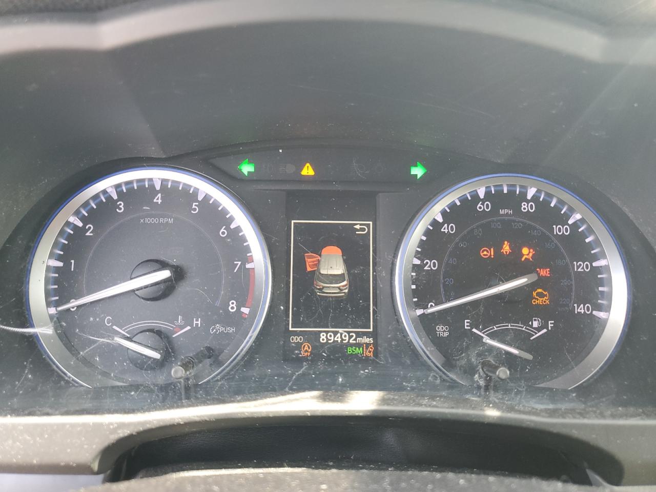 2019 Toyota Highlander Se VIN: 5TDJZRFH5KS940385 Lot: 66631624