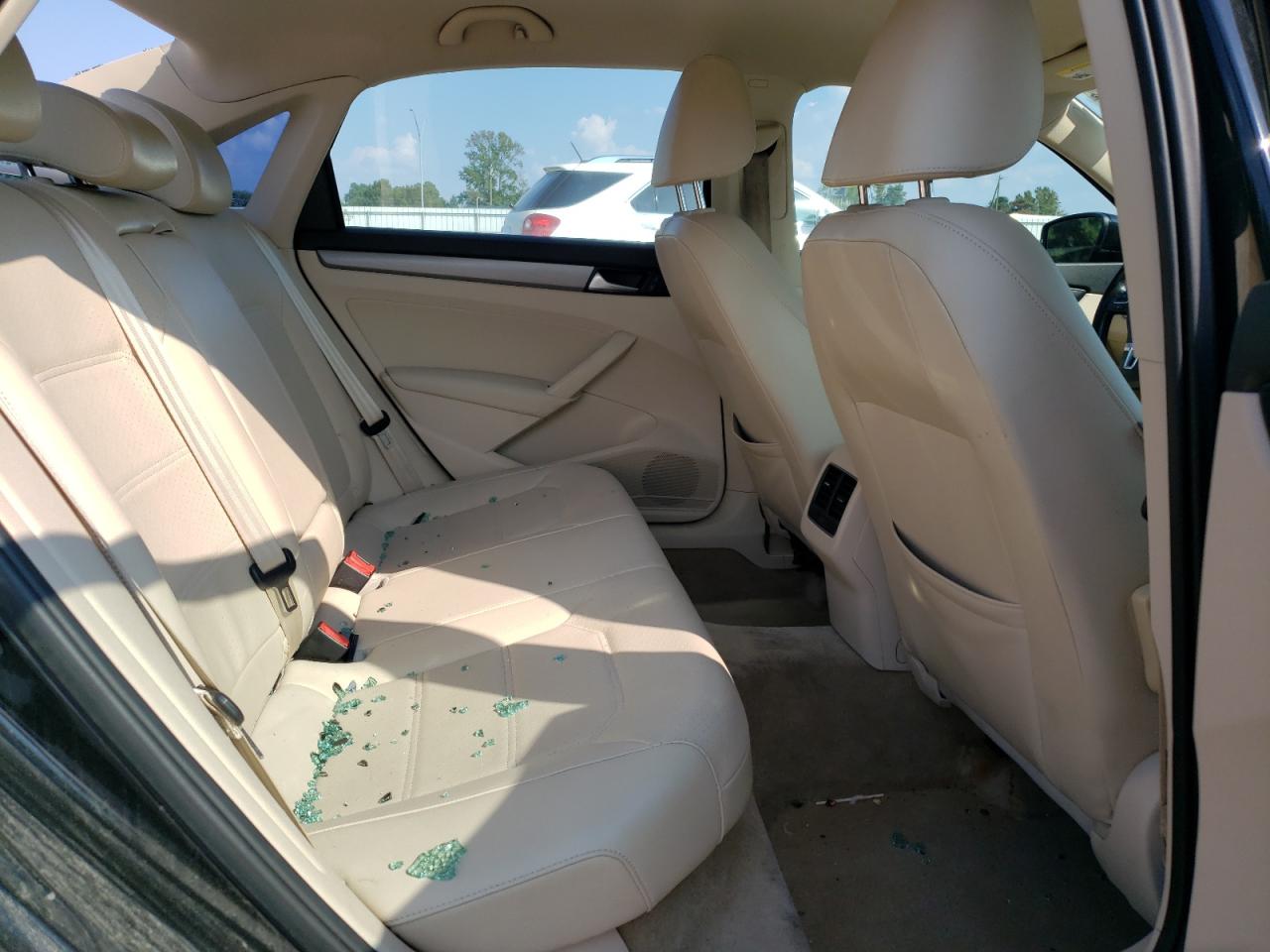 2015 Volkswagen Passat Se VIN: 1VWBS7A38FC063095 Lot: 68435525