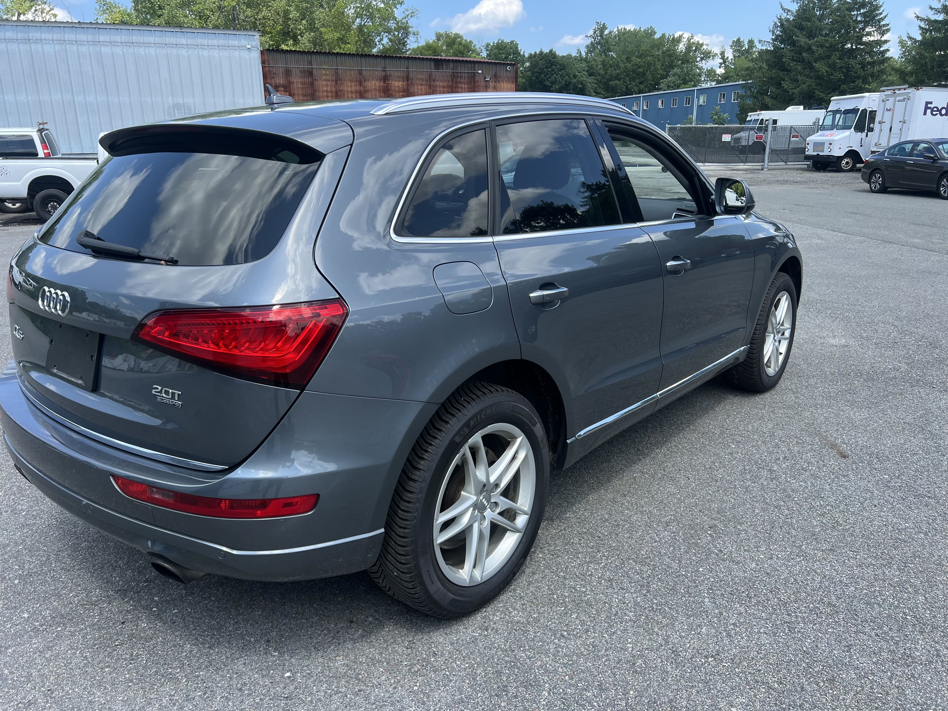 2016 Audi Q5 Premium Plus vin: WA1L2AFP7GA052080