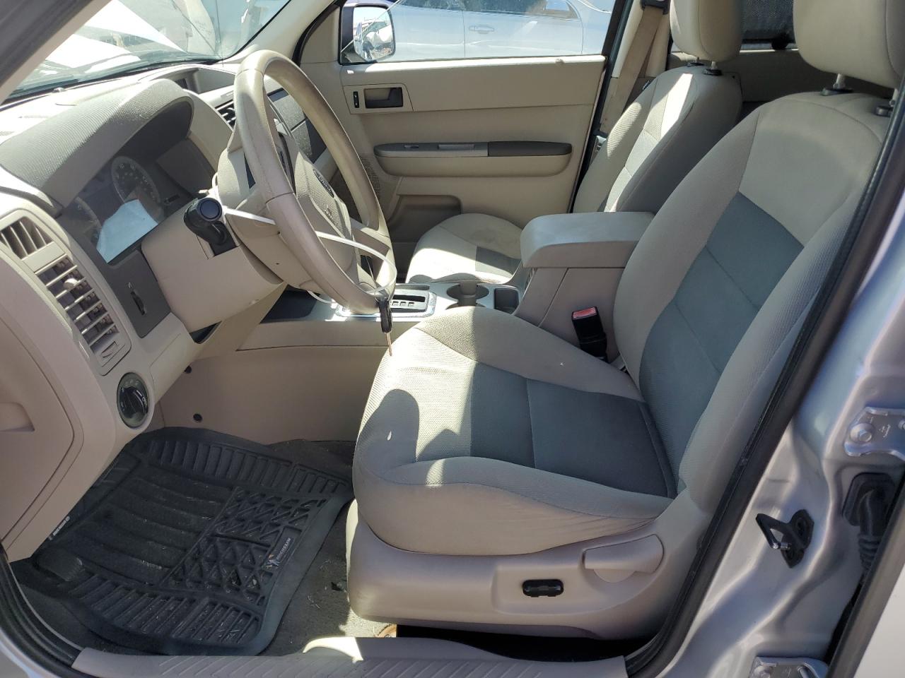 2008 Ford Escape Xlt VIN: 1FMCU93198KA26277 Lot: 68637654