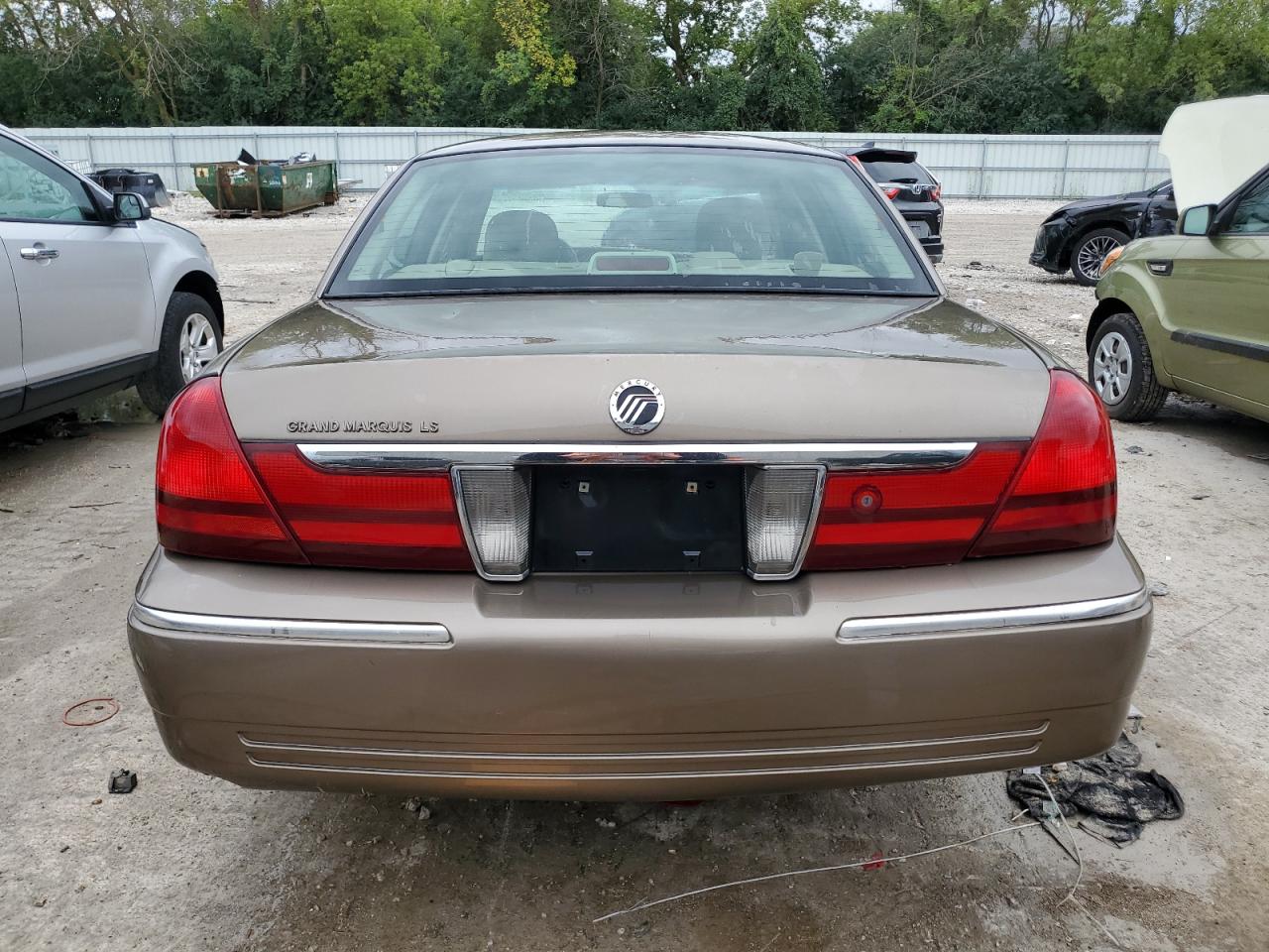 2005 Mercury Grand Marquis Gs VIN: 2MEFM74W25X607417 Lot: 69516914