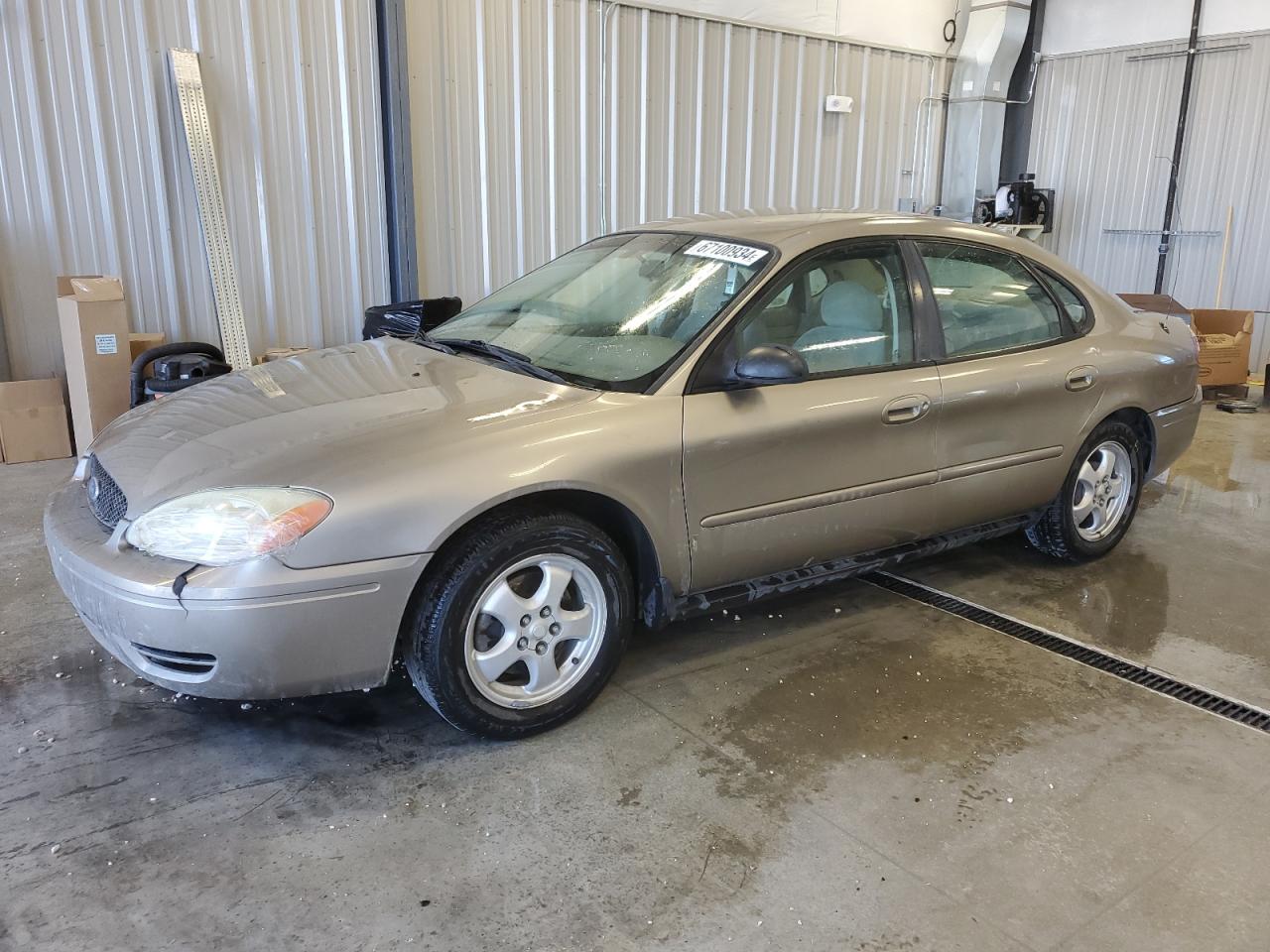 2005 Ford Taurus - Image 1