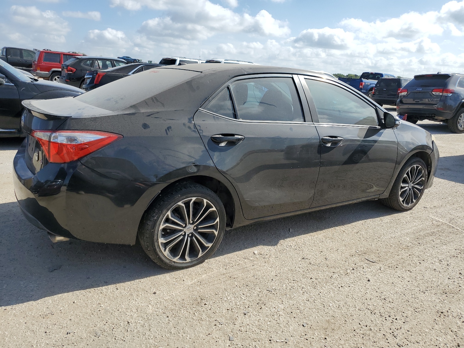 2014 Toyota Corolla L vin: 5YFBURHE6EP052568