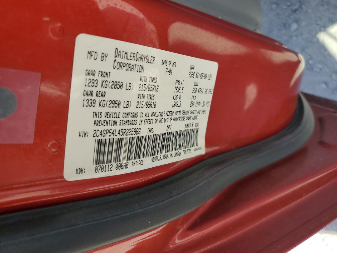 2005 Chrysler Town & Country Touring VIN: 2C4GP54L45R225966 Lot: 66316324