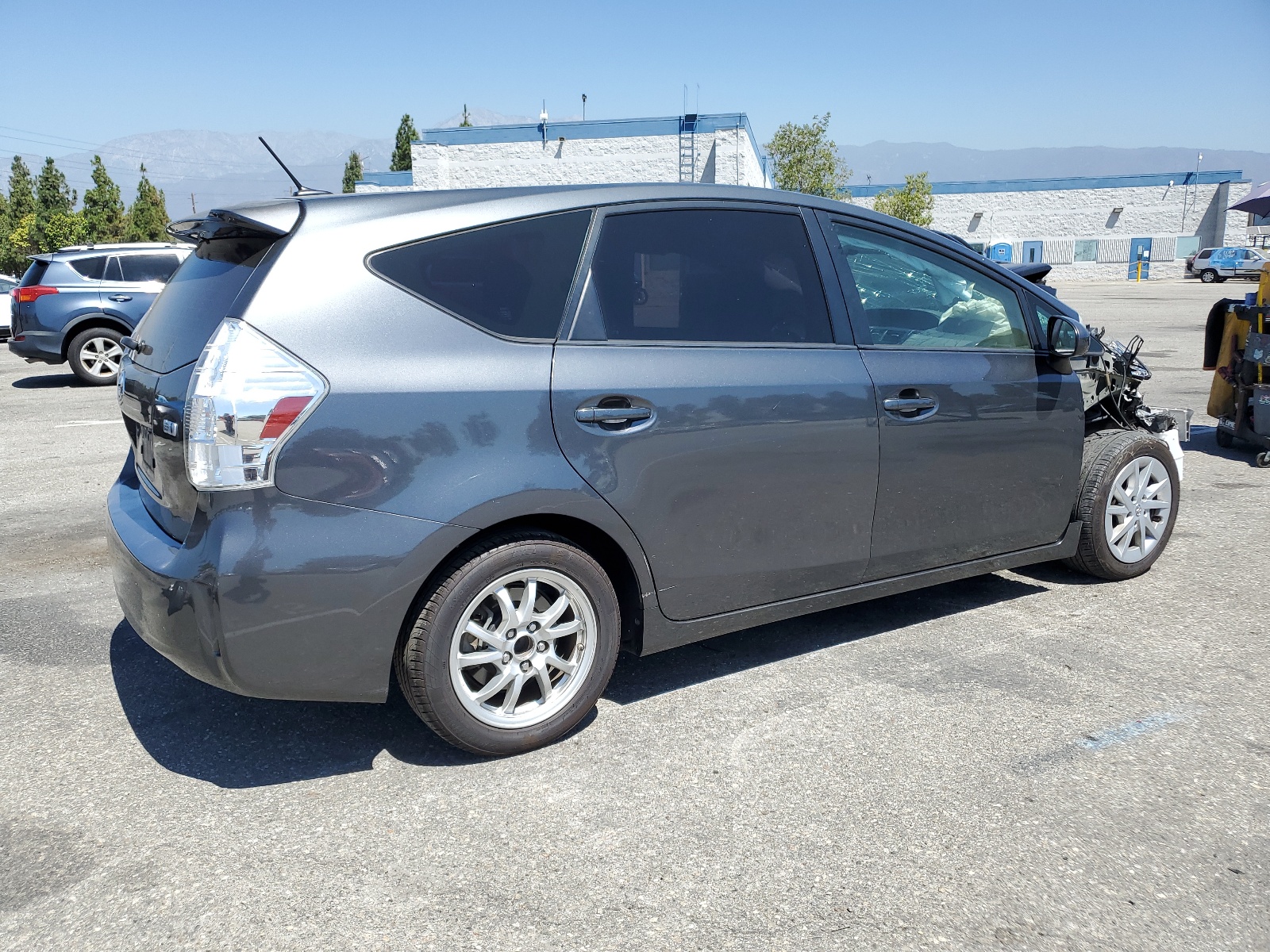 JTDZN3EUXC3050655 2012 Toyota Prius V JTDZN3EUXC3050655 2012 Toyota Prius V