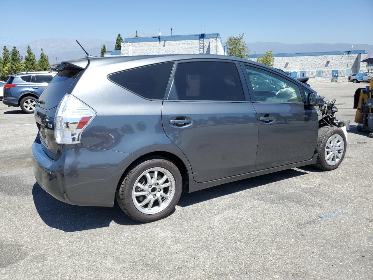 JTDZN3EUXC3050655 2012 Toyota Prius V