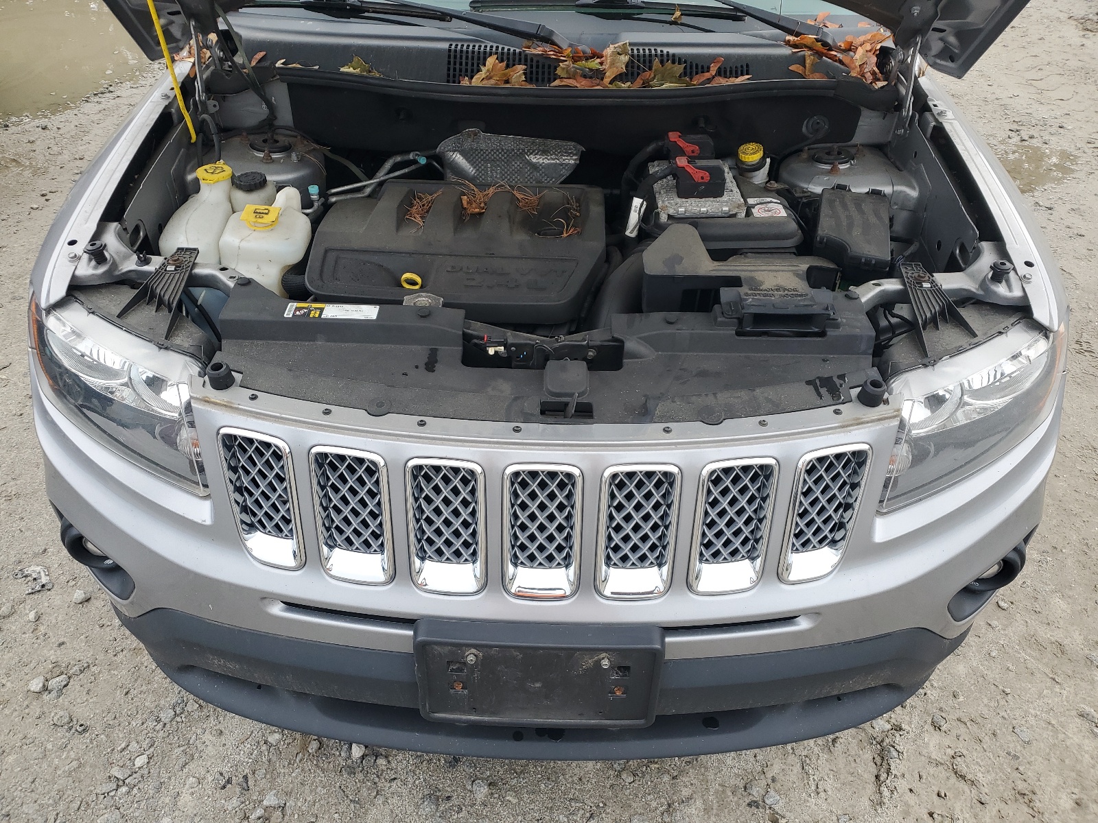 1C4NJDEB1GD724111 2016 Jeep Compass Latitude