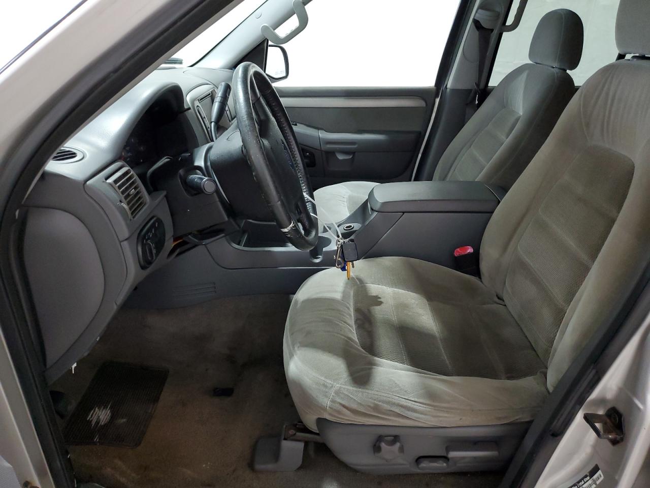 2004 Ford Explorer Xlt VIN: 1FMZU73E14UB71605 Lot: 67959074