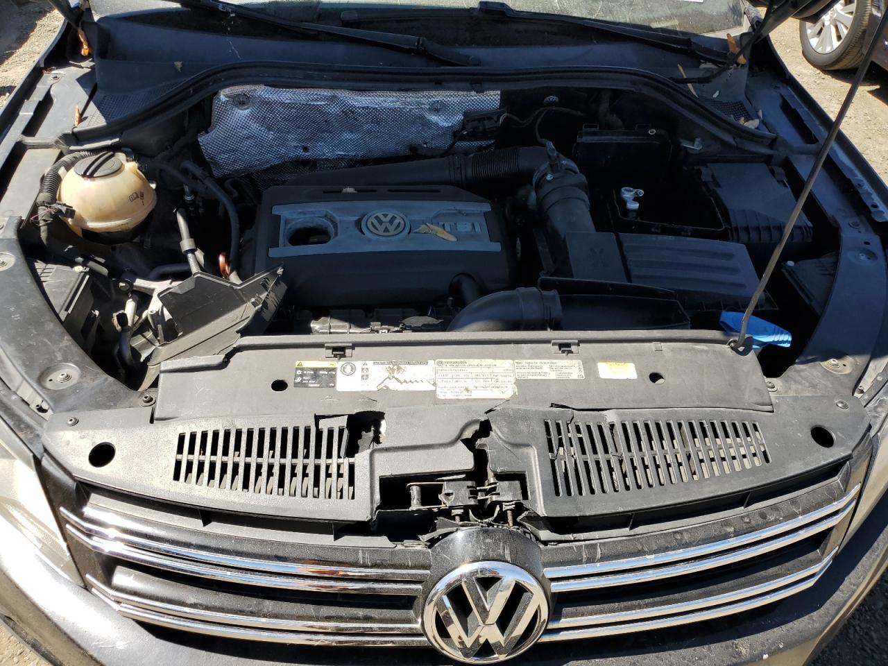 WVGAV3AX9DW574114 2013 Volkswagen Tiguan S