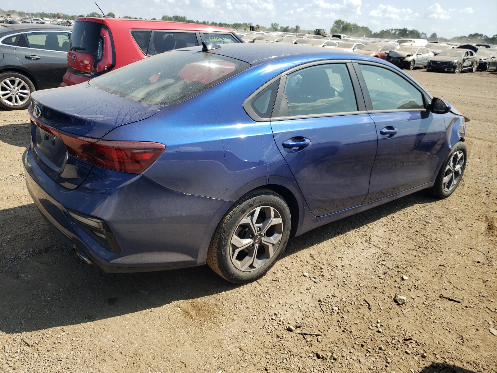 2021 Kia Forte Fe vin: 3KPF24AD1ME345600