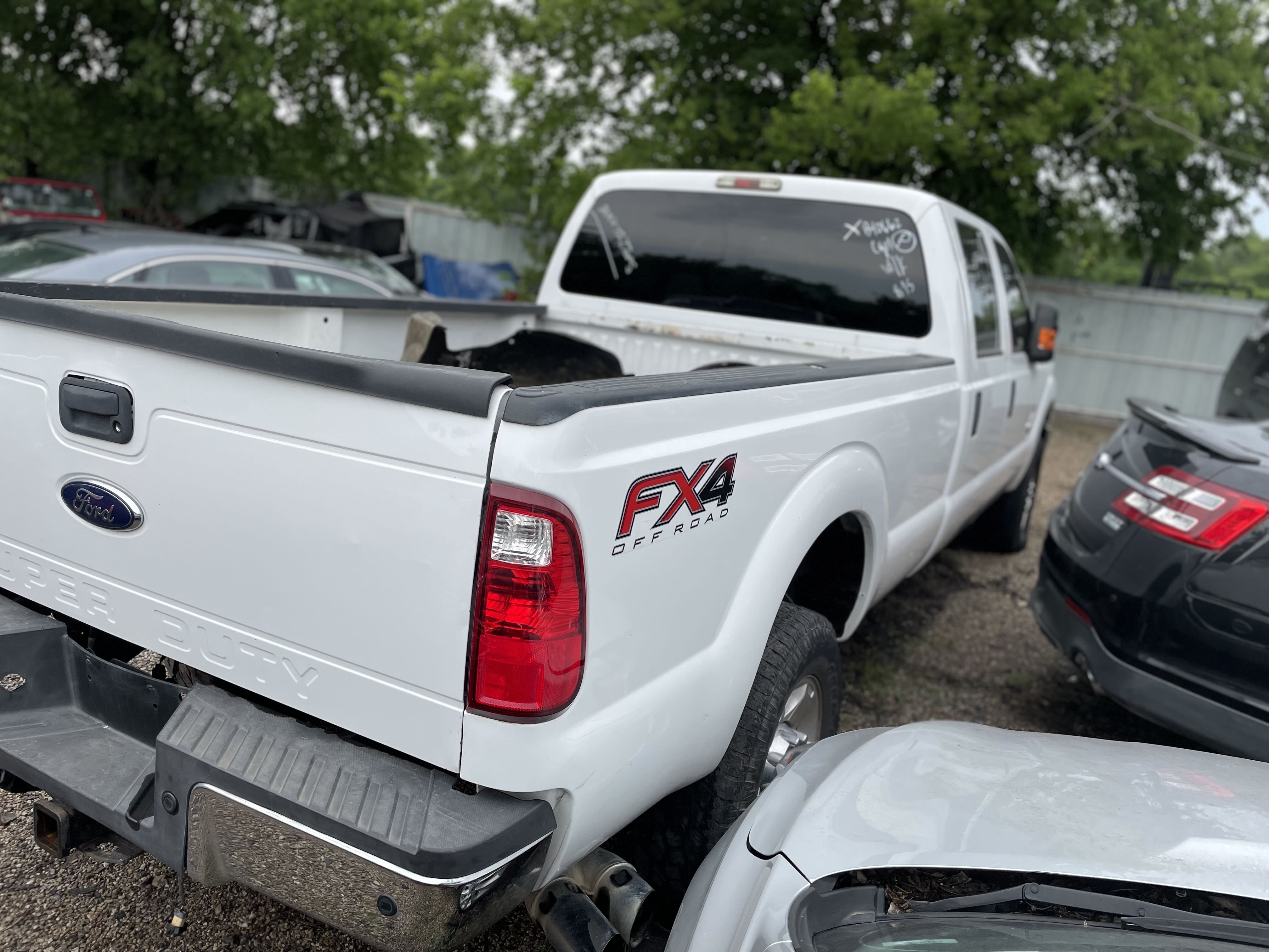 2014 Ford F350 Super Duty vin: 1FT8W3BT3EEB40662