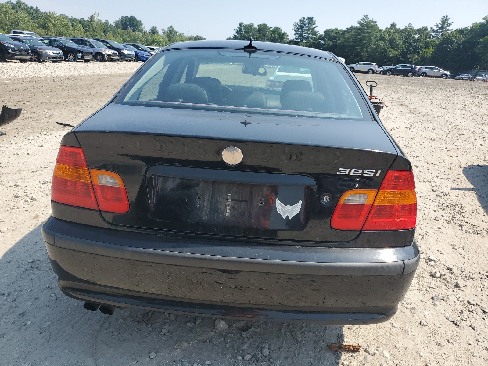 WBAEV33404KL62084 2004 BMW 325 I