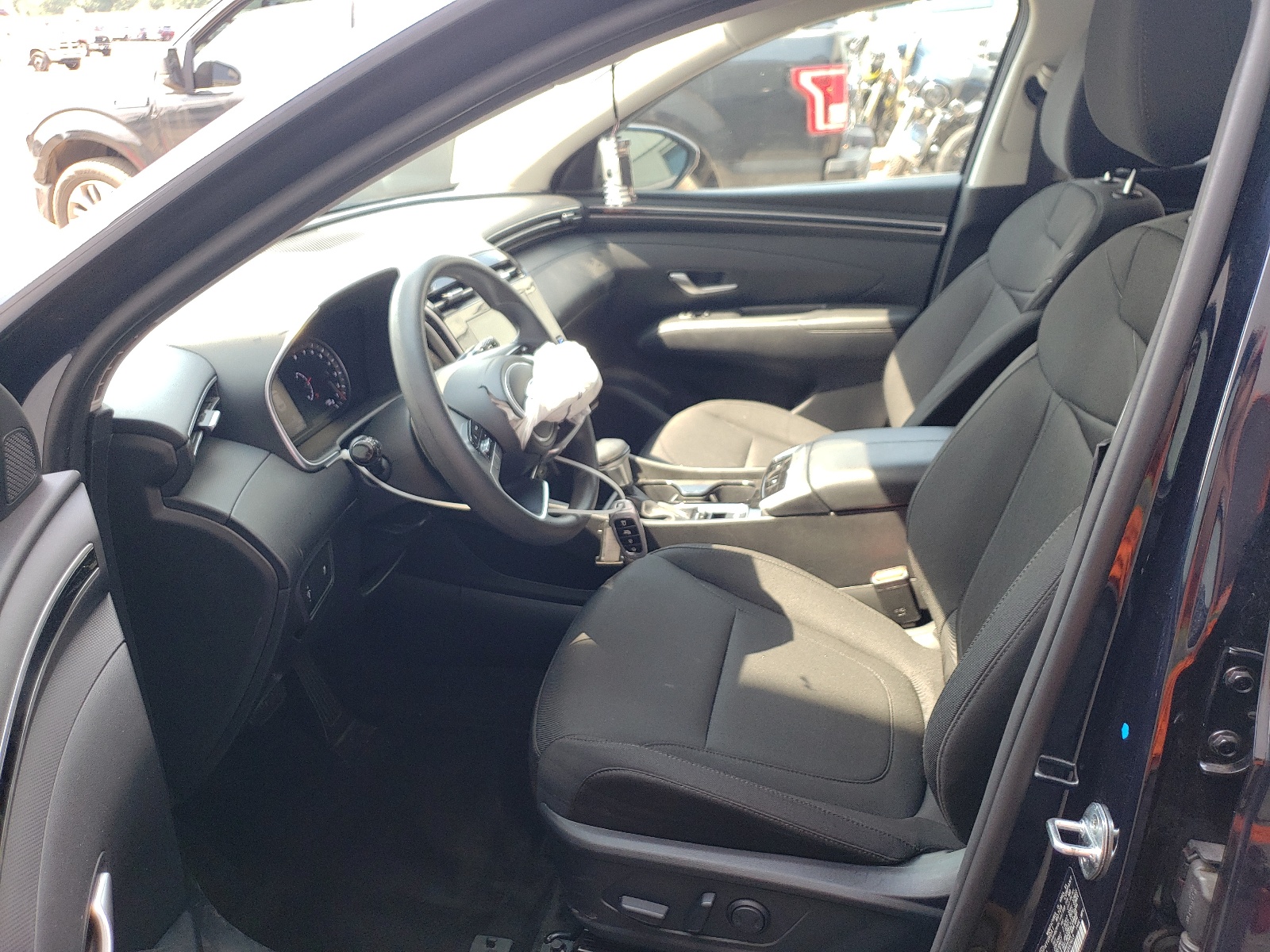 KM8JB3AE8NU032913 2022 Hyundai Tucson Sel