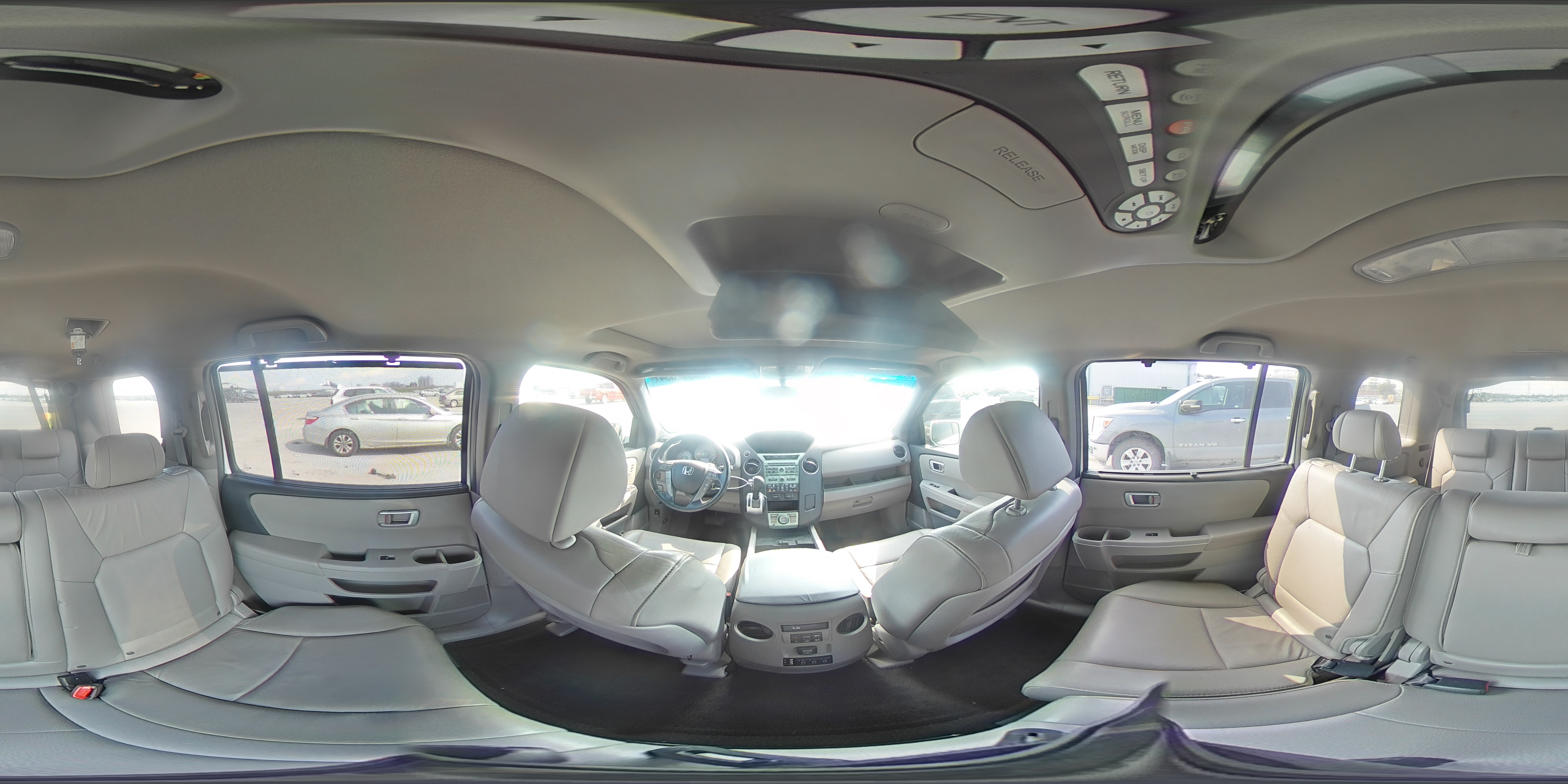 2010 Honda Pilot Touring VIN: 5FNYF3H93AB005315 Lot: 66592554