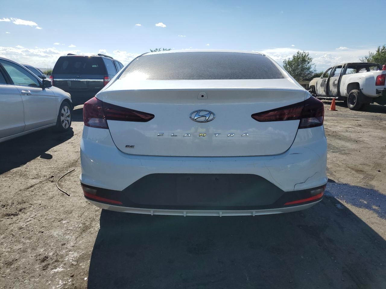 5NPD74LF9KH427428 2019 Hyundai Elantra Se