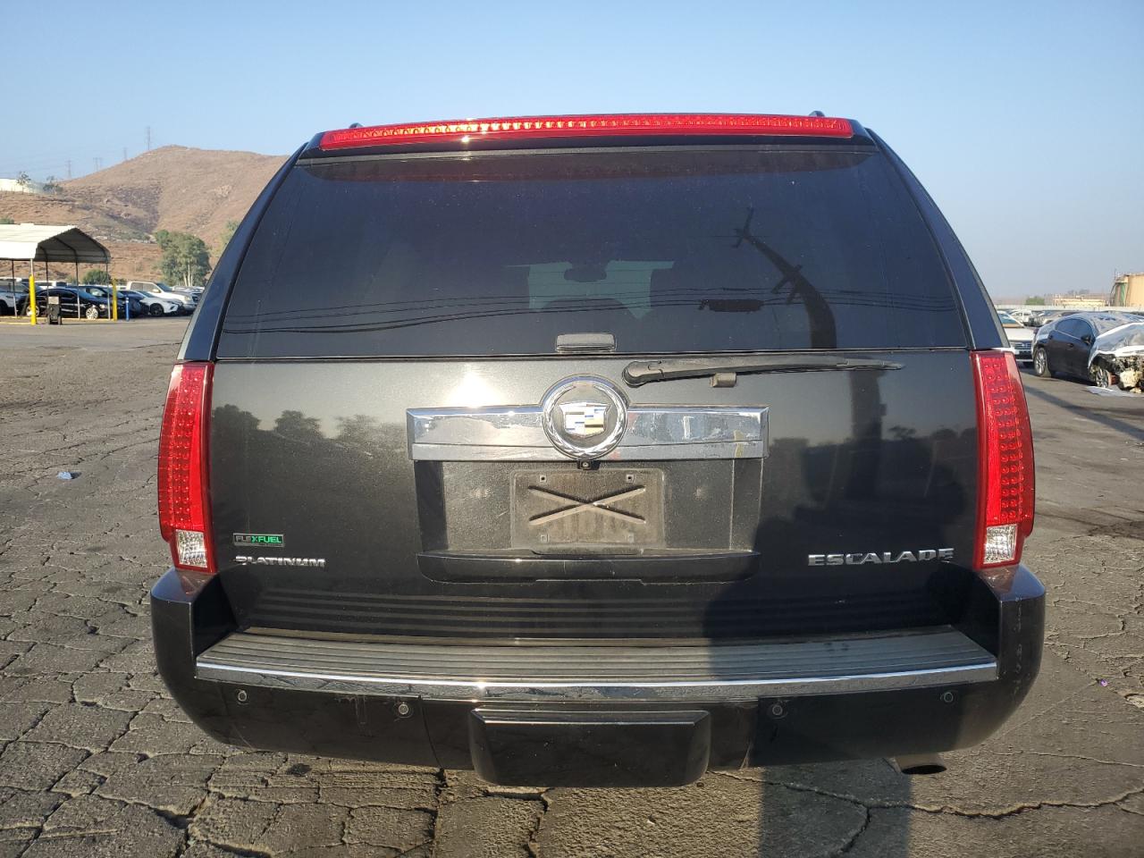 1GYUKKEF8AR160736 2010 Cadillac Escalade Esv Platinum