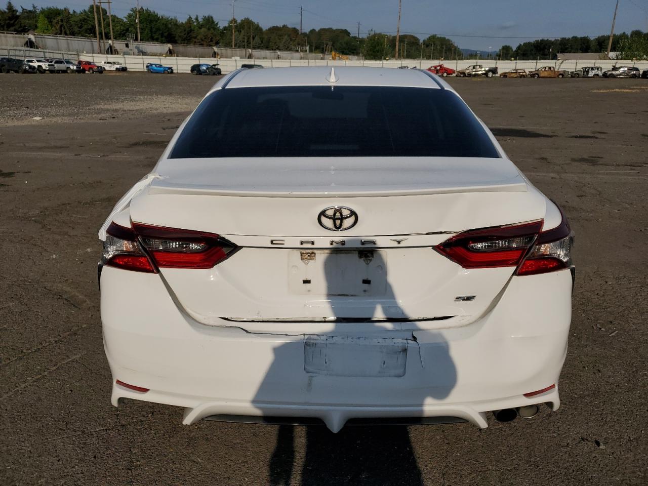 2022 Toyota Camry Se VIN: 4T1G11AK0NU639489 Lot: 65850504