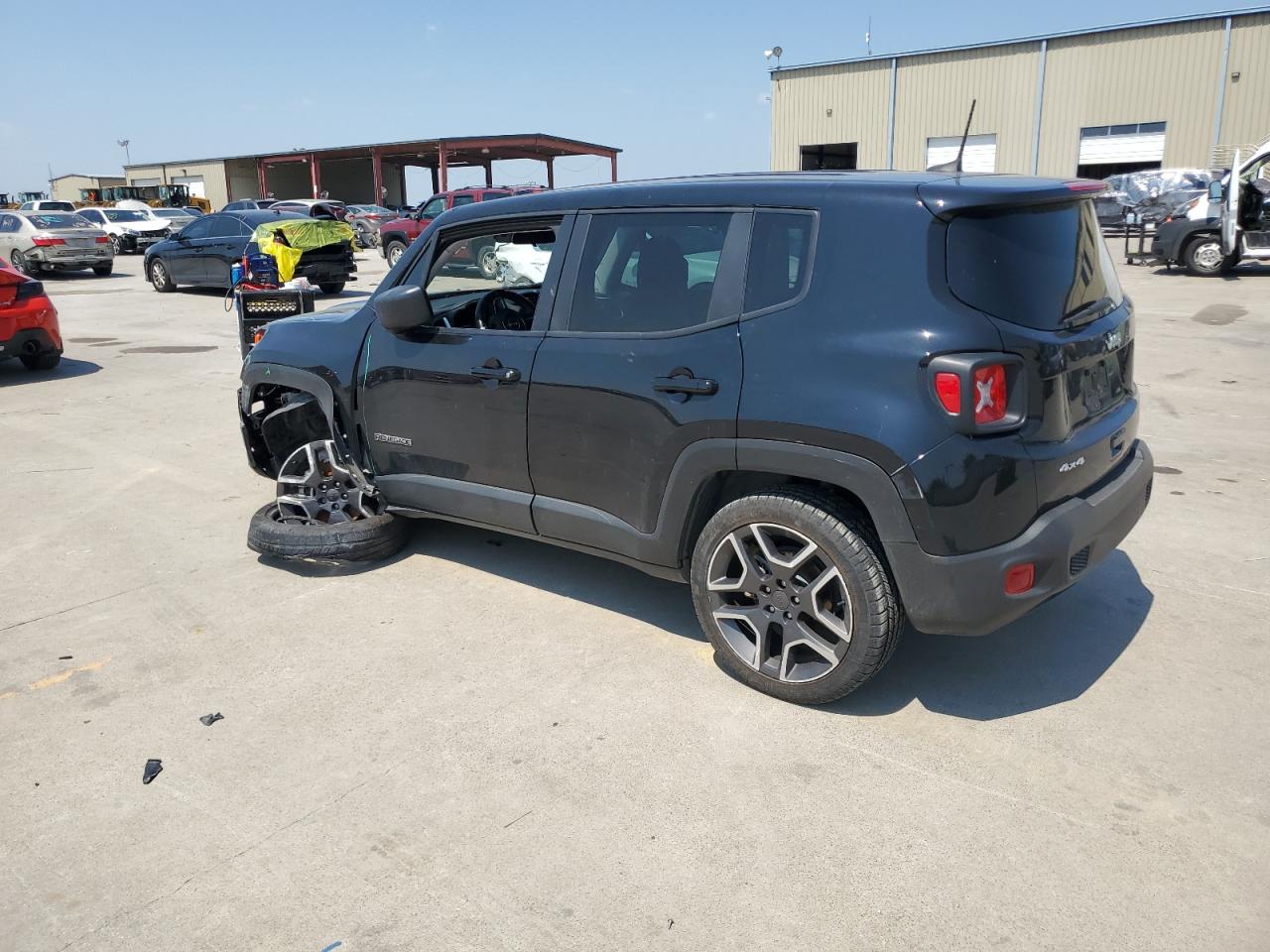 ZACNJDAB2MPN27822 2021 JEEP RENEGADE - Image 2