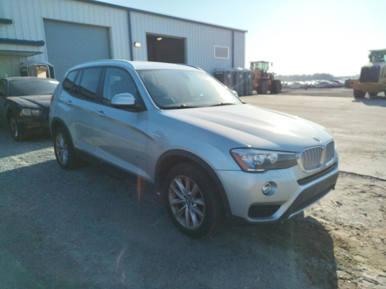 VIN 5UXWX9C53G0D65429 2016 BMW X3 no.4