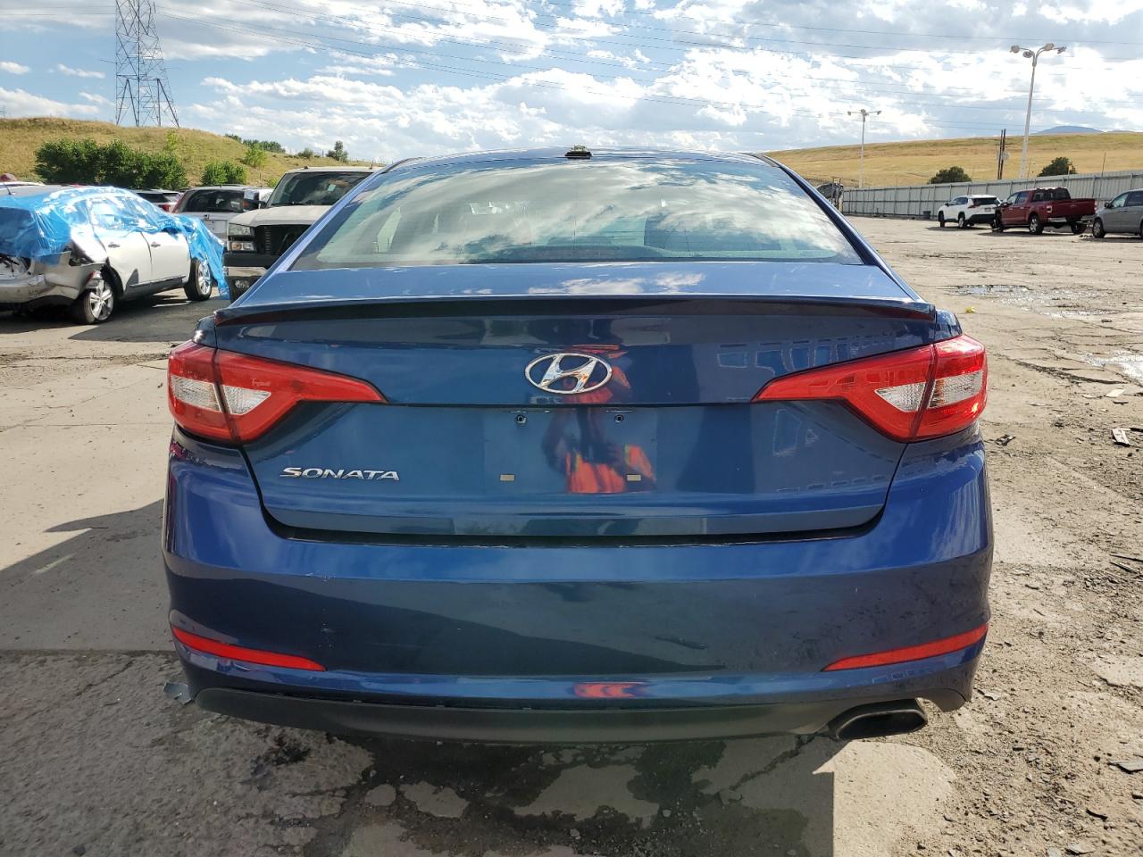 2015 Hyundai Sonata Se VIN: 5NPE24AF8FH107206 Lot: 67664764