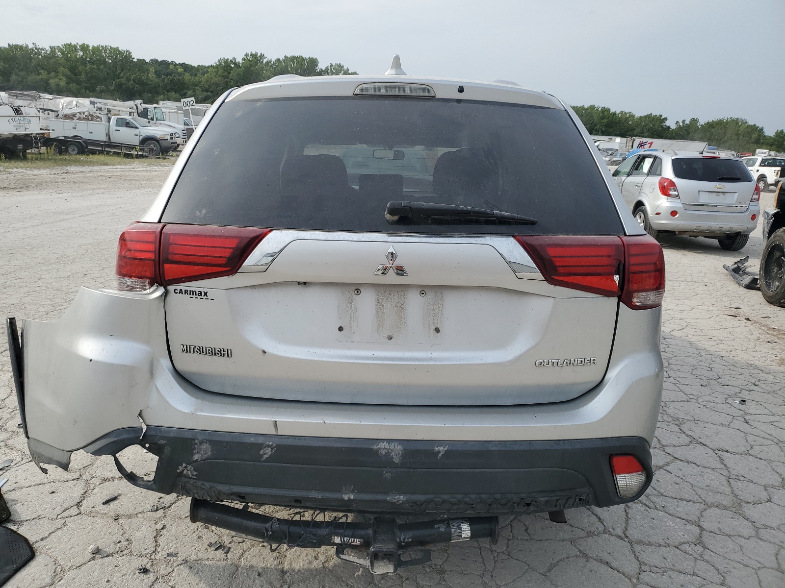 JA4AD2A37JZ004437 2018 Mitsubishi Outlander Es