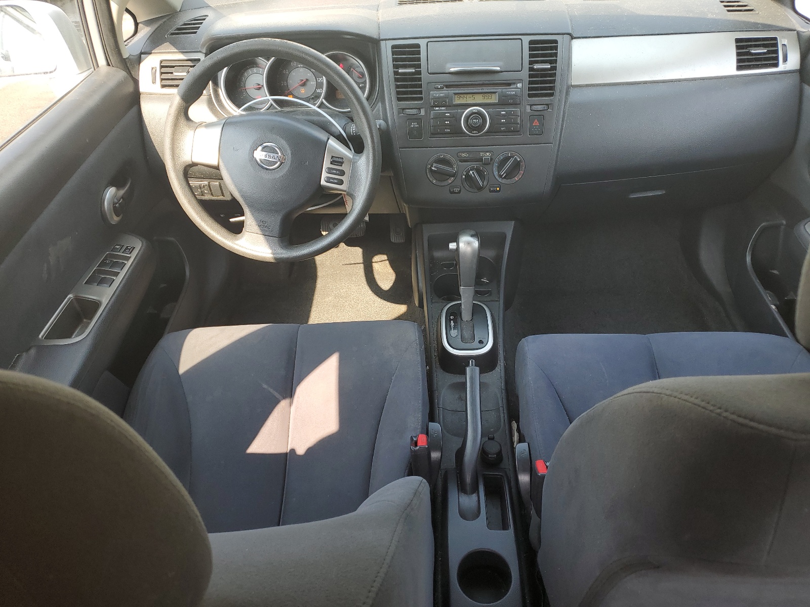 3N1BC13E39L485413 2009 Nissan Versa S