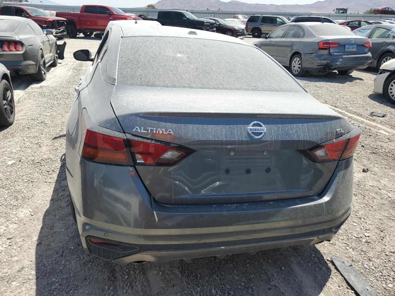 1N4BL4EV0LC211865 Nissan Altima SL 6