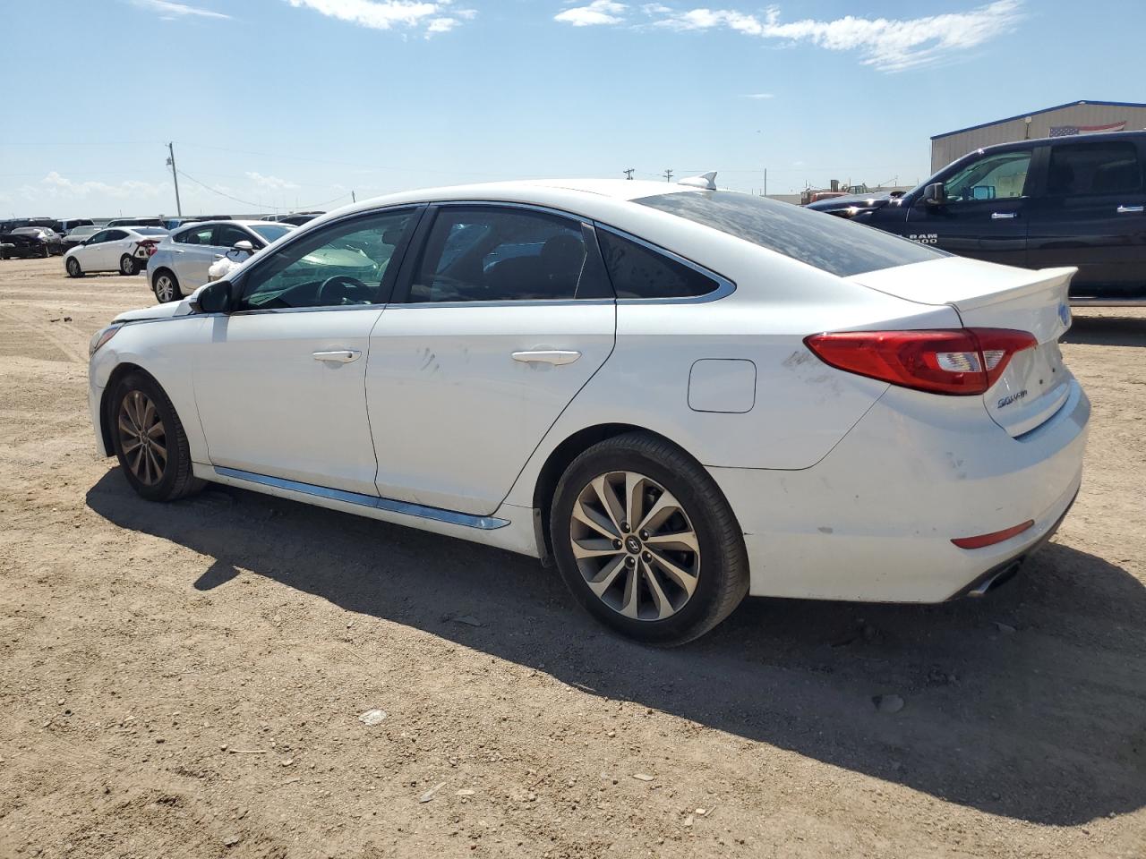 2015 Hyundai Sonata - Image 2