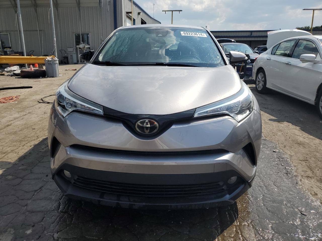 2018 Toyota C-HR - Image 5