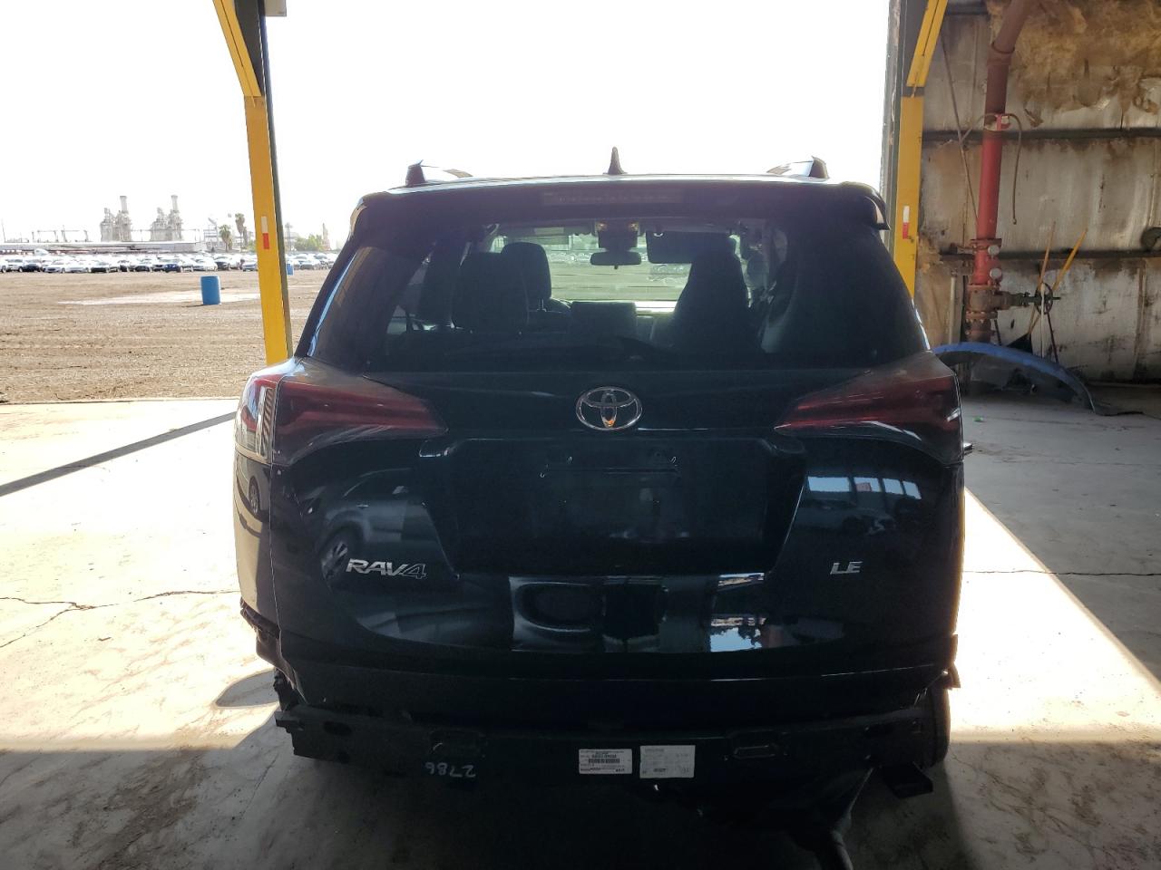 2018 Toyota Rav4 Le VIN: JTMZFREVXJJ747552 Lot: 68378214