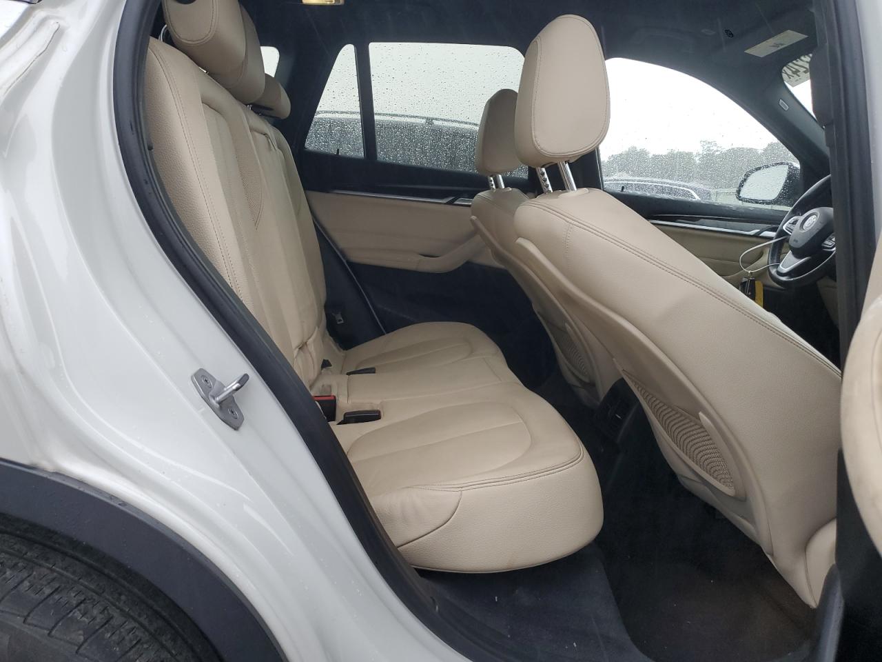 2017 BMW X1 xDrive28I VIN: WBXHT3C3XH5F82033 Lot: 65900224