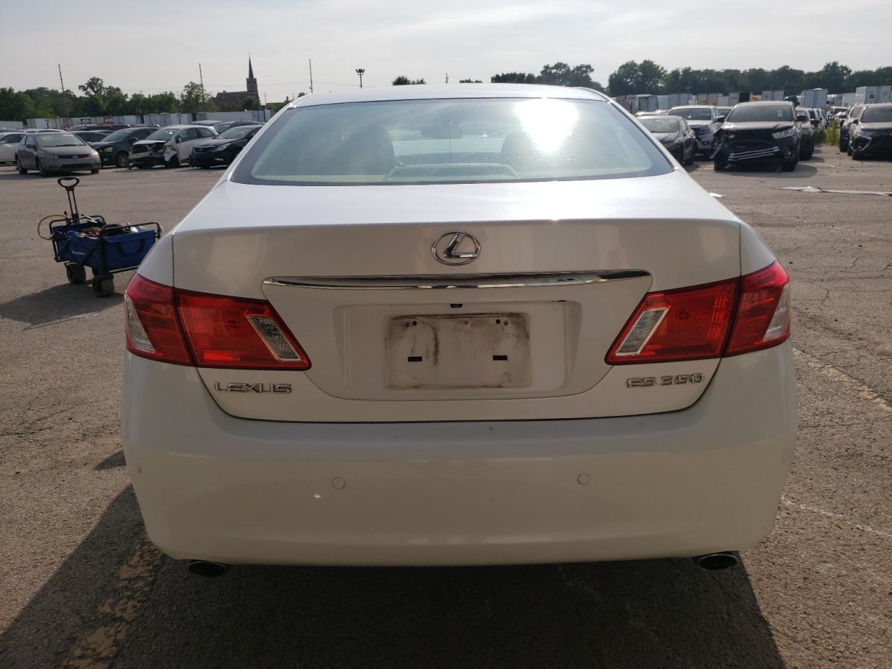 2008 Lexus Es 350 VIN: JTHBJ46G382232933 Lot: 68217494