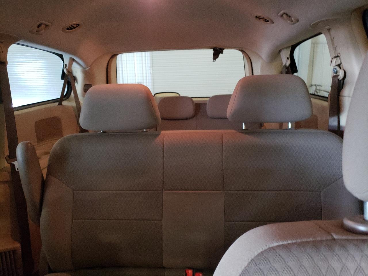 2008 Chrysler Town & Country Lx VIN: 2A8HR44H68R115826 Lot: 64602214