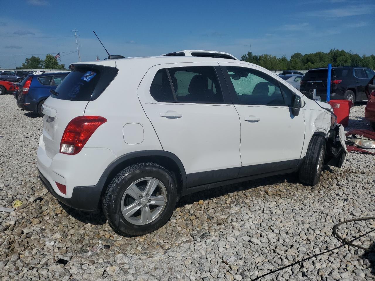 2020 Chevrolet Trax - Image 3