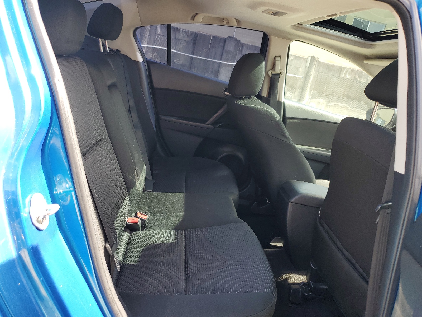 JM1BL1V83C1561036 2012 Mazda 3 I