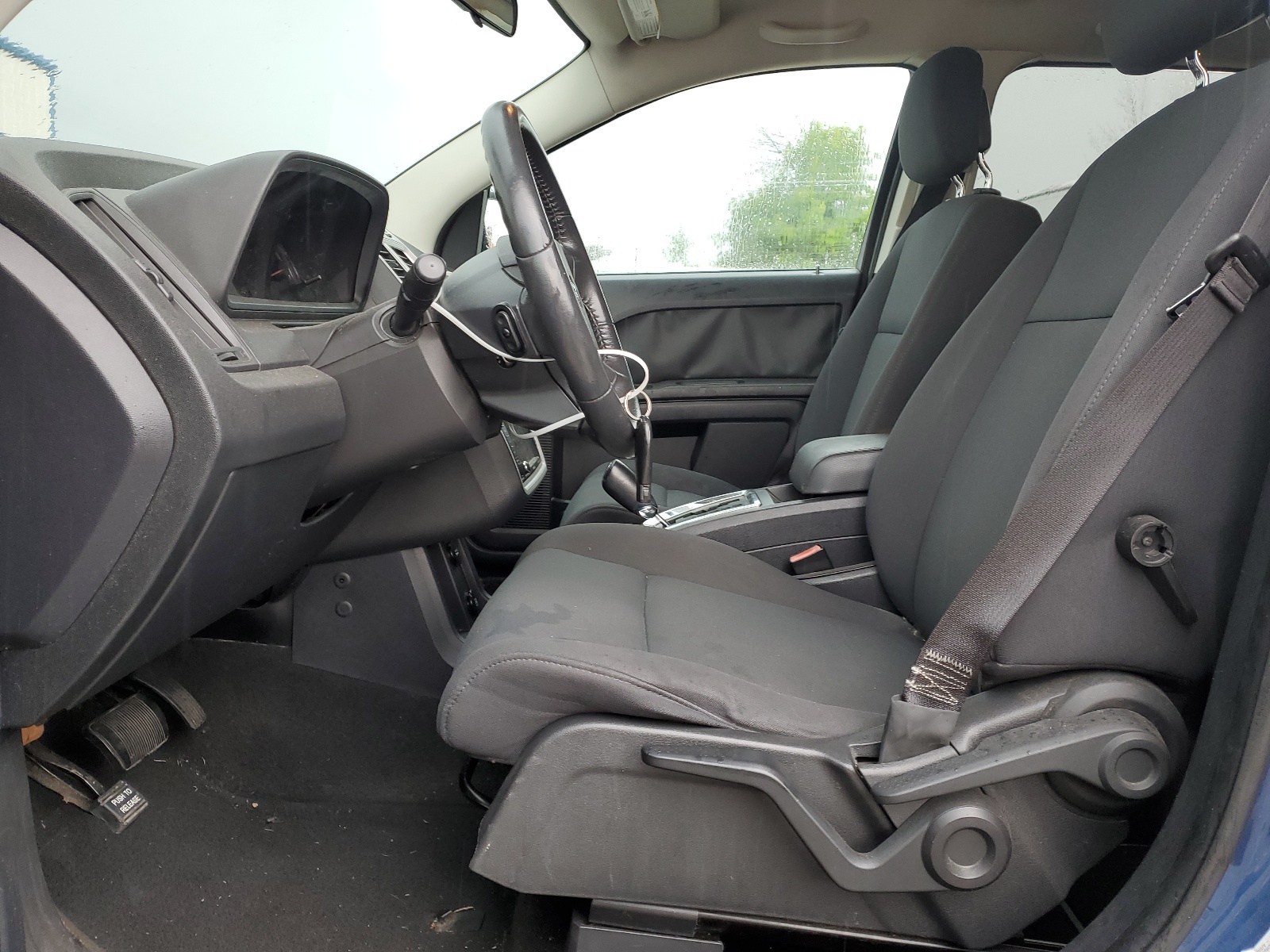 3D4PG4FB3AT200100 2010 Dodge Journey Se