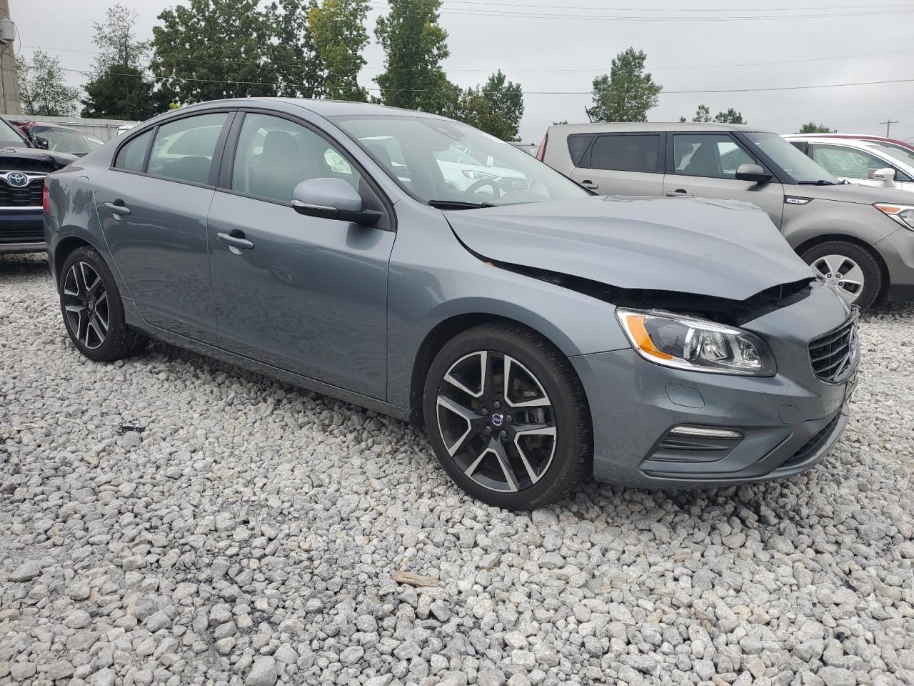 2017 Volvo S60 VIN: YV126MFL8H2421524 Lot: 68370494