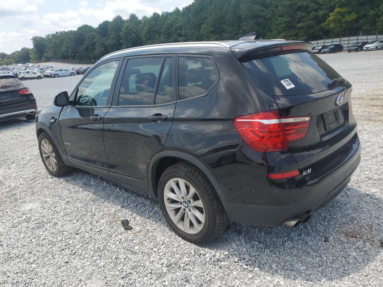 5UXWX9C5XH0D97991 2017 BMW X3 - Image 2