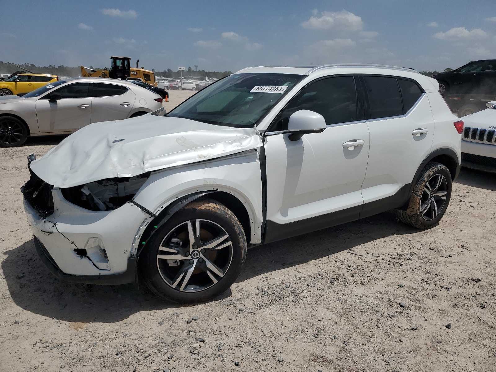 2023 Volvo Xc40 Plus vin: YV4L12UEXP2086022