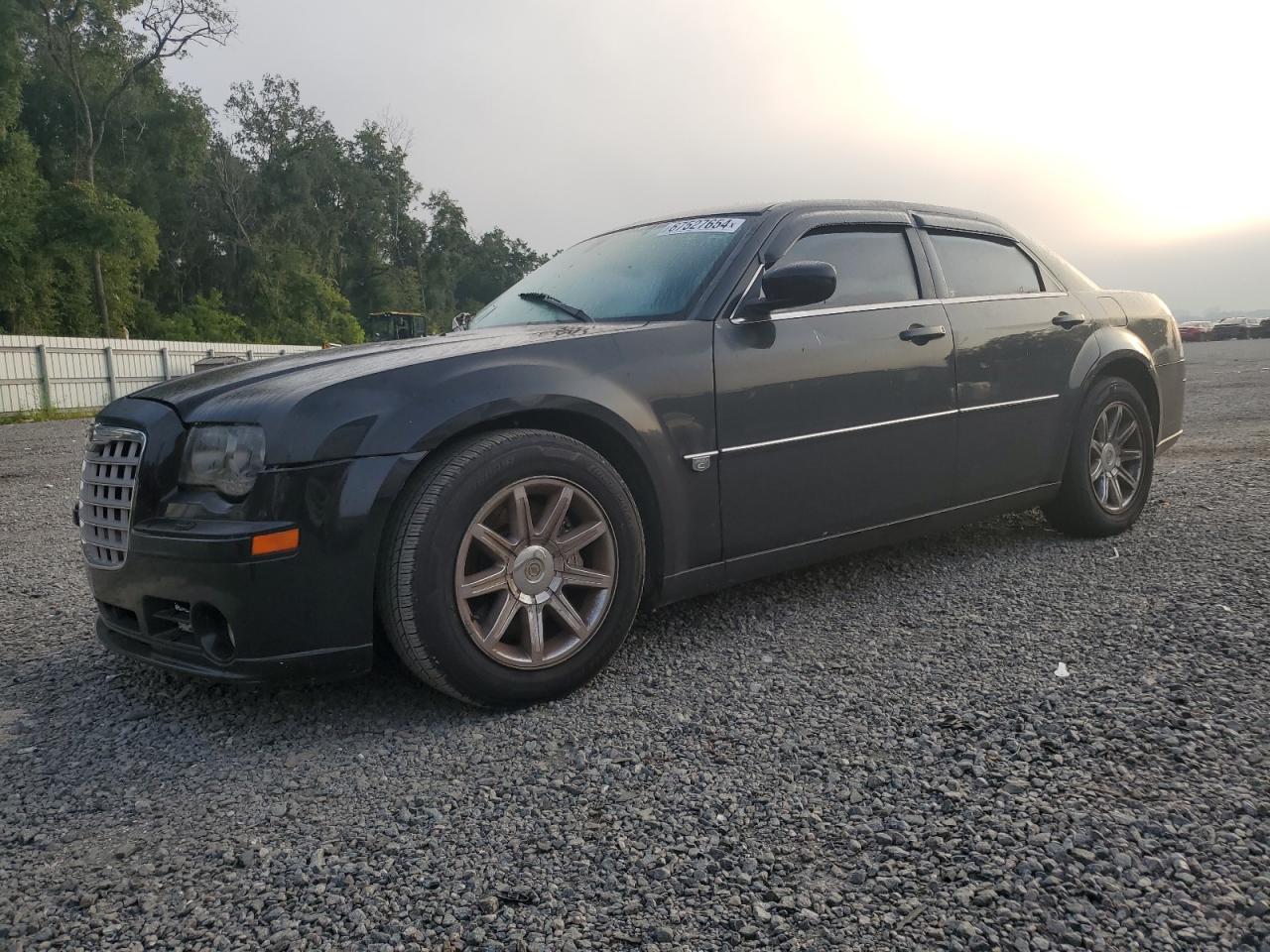 2007 Chrysler 300C Srt-8 VIN: 2C3KA73W87H617817 Lot: 67527654