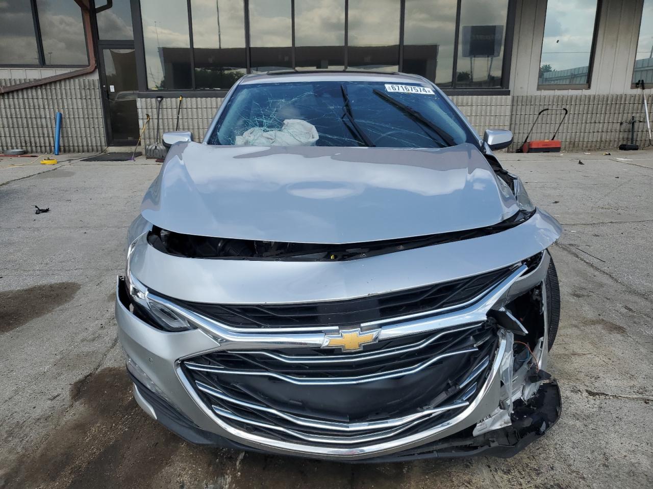 2019 Chevrolet Malibu - Image 5