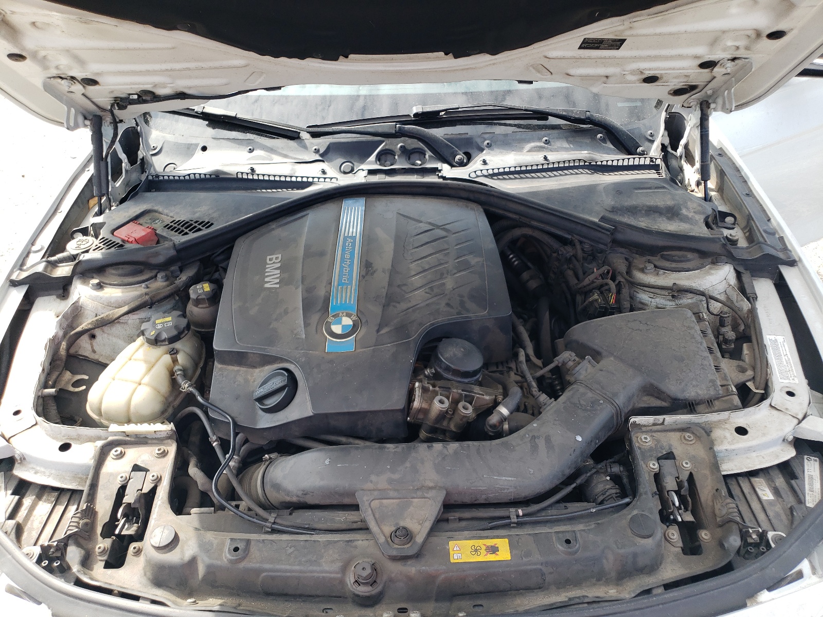 WBA3F9C50EKP46559 2014 BMW Activehybrid 3