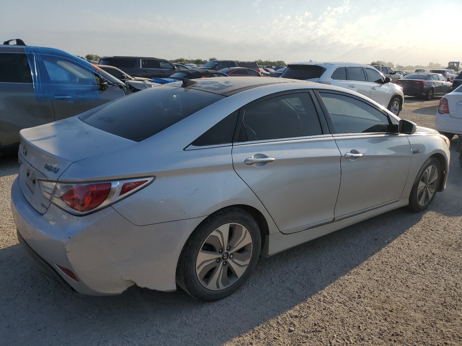 2015 Hyundai Sonata Hybrid vin: KMHEC4A46FA126044