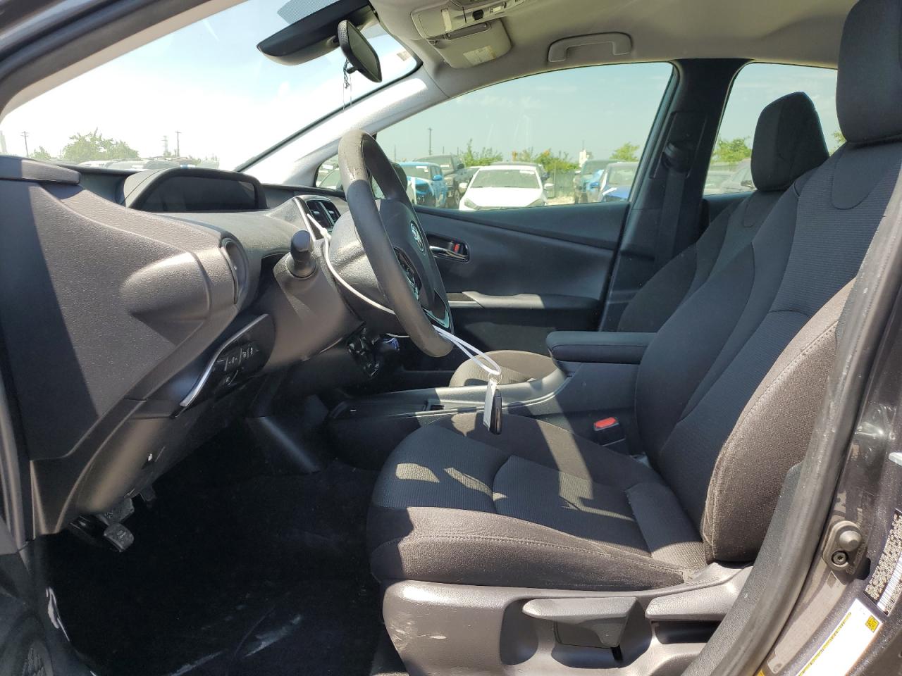 2020 Toyota Prius - Image 7