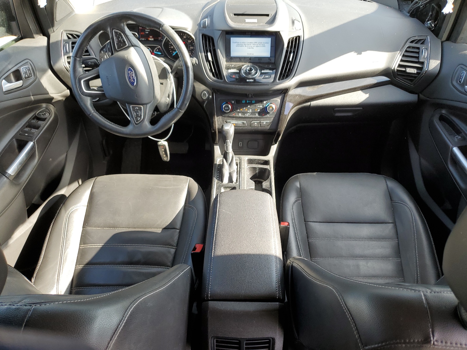 1FMCU9JD0HUD72445 2017 Ford Escape Titanium